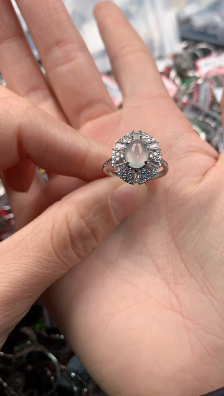 银S925镶嵌戒指翡翠333       9