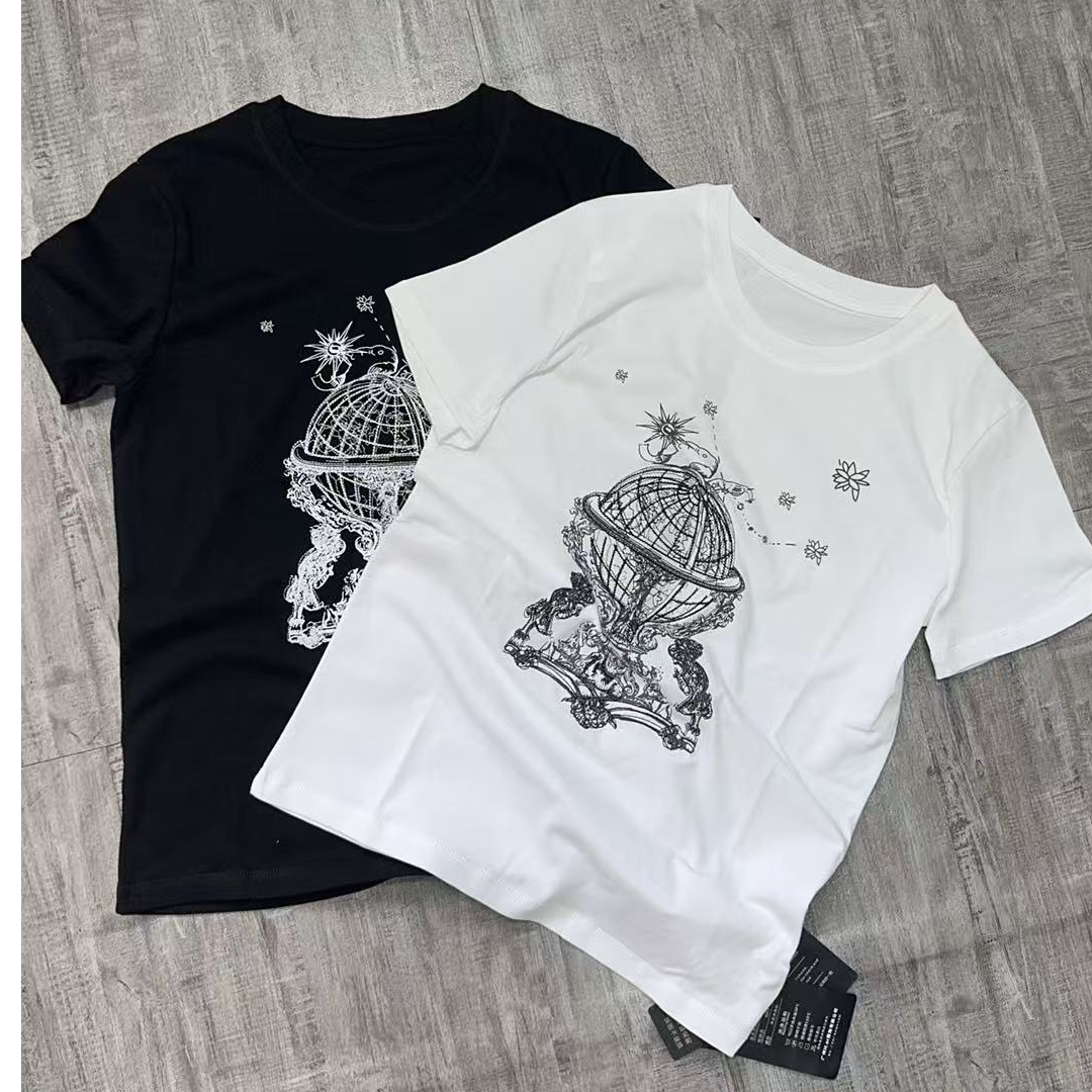 5008欧货刺绣大图潮流短袖