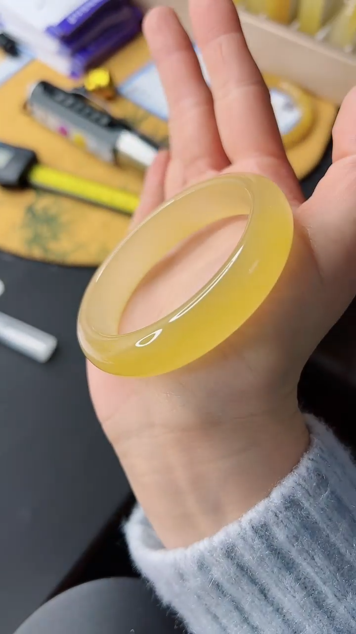 【闪购商品】石英质玉手镯未镶嵌634-55