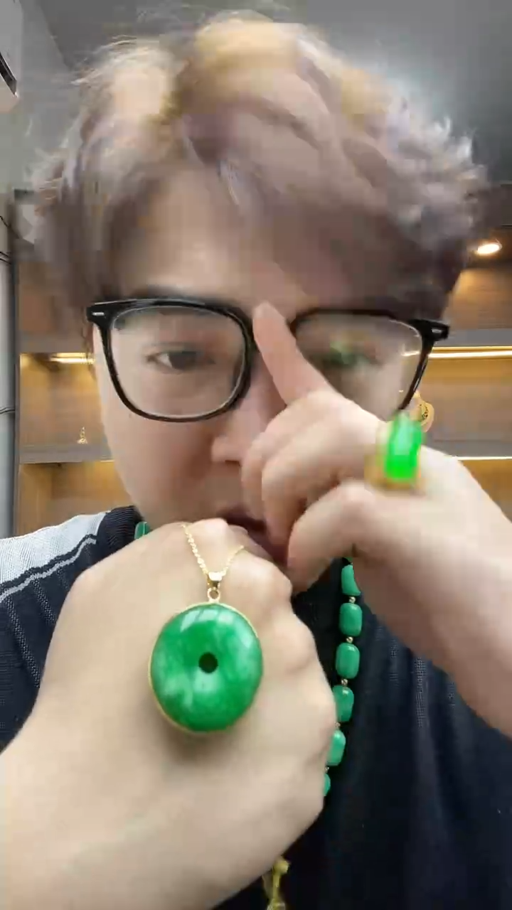 翡翠未镶嵌吊坠(赠链)【浠家定制】缅料高端30mm平安扣