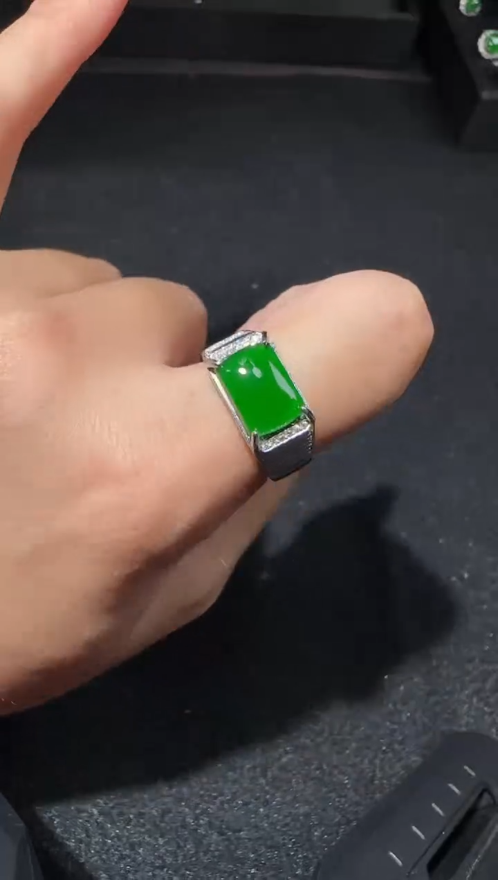 【闪购商品】翡翠戒指未镶嵌多样性发货拍一发一