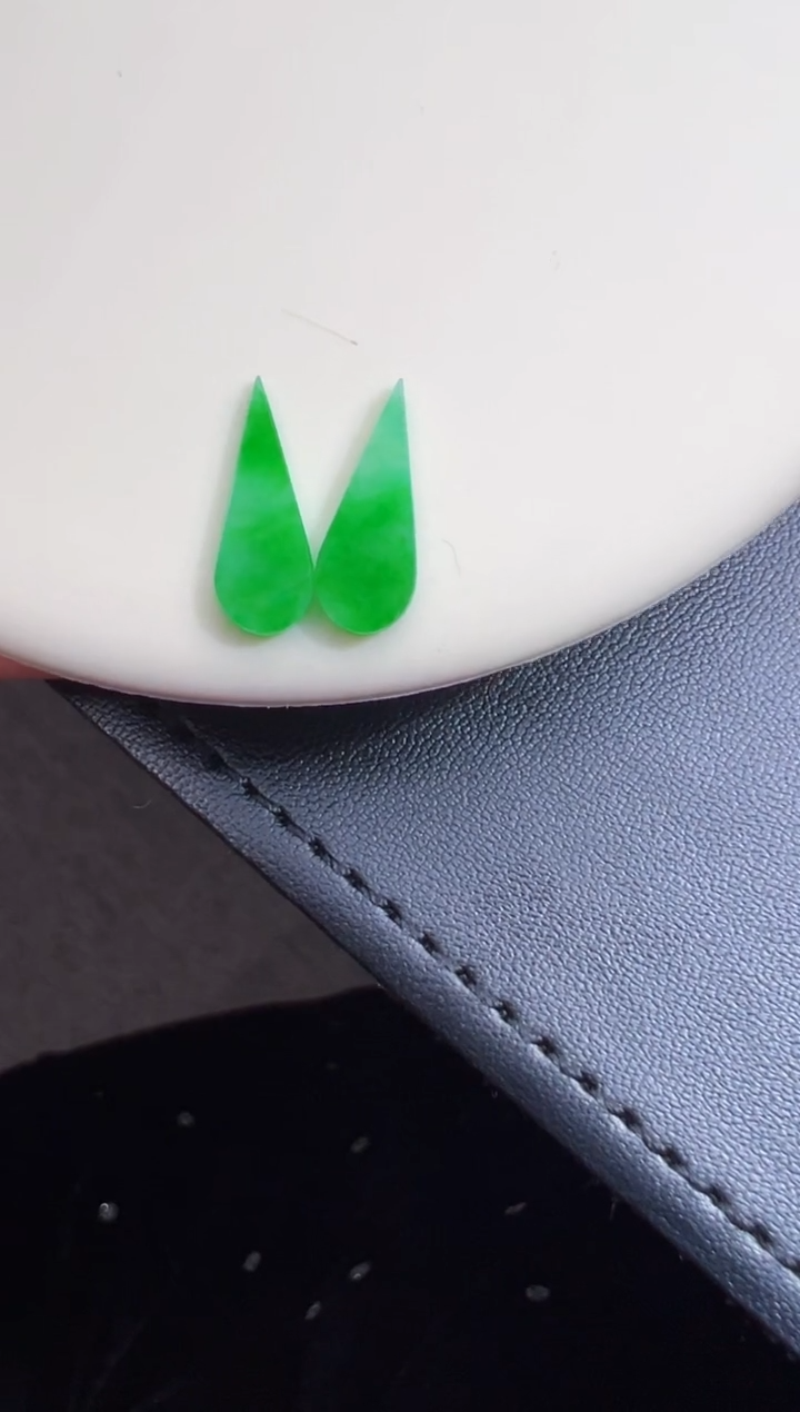 未镶嵌定制翡翠水滴