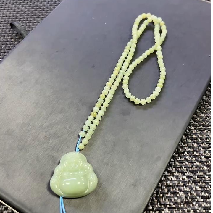 和田玉佛公挂件 多样性发一件 1330 （带链）