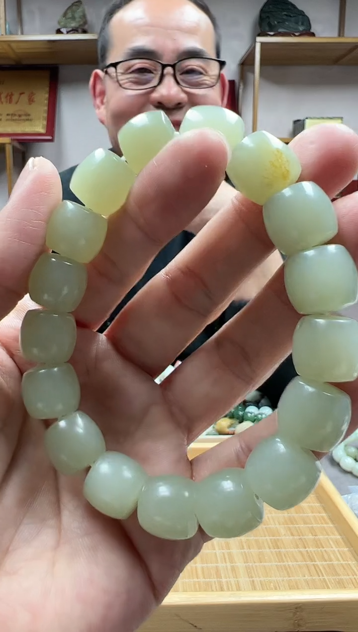 【闪购商品】和田玉手串未镶嵌13高青白