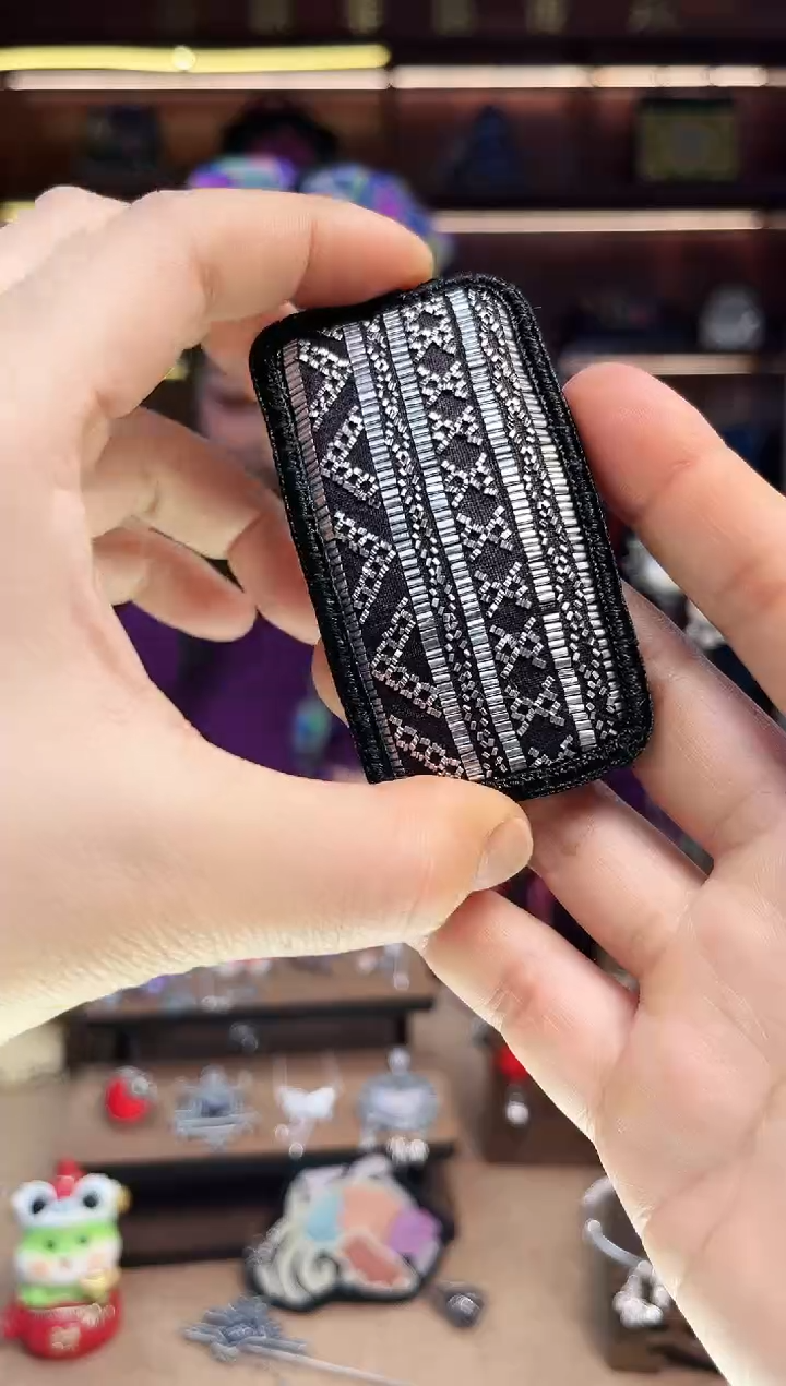 【闪购商品】织绣1810黔东南苗族刺绣