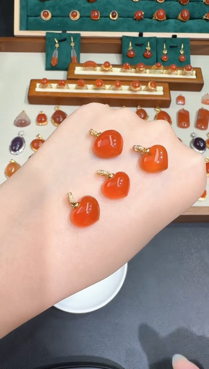 【闪购商品】南红玛瑙18K金镶嵌吊坠多样性一件X0319-223-658/18k