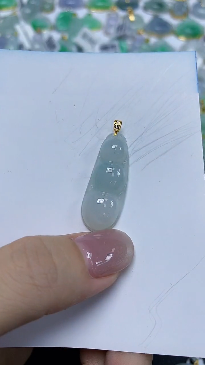 翡翠18K金镶嵌颈饰天然缅甸翡翠A货