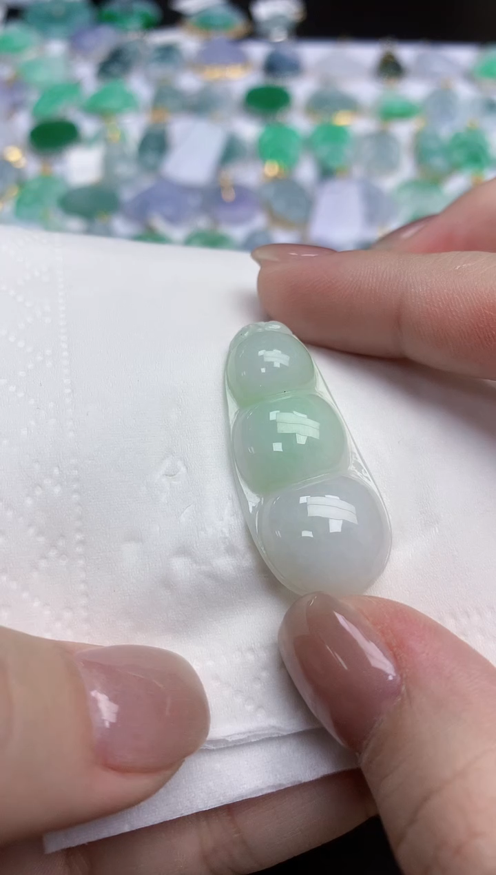 【闪购商品】翡翠颈饰未镶嵌天然缅甸翡翠A货