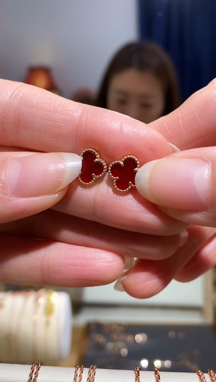 【闪购商品】玛瑙/玉髓项链18K金镶嵌项链