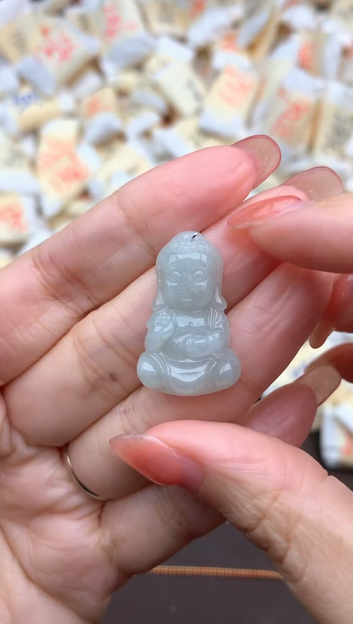 【闪购商品】翡翠挂件未镶嵌一