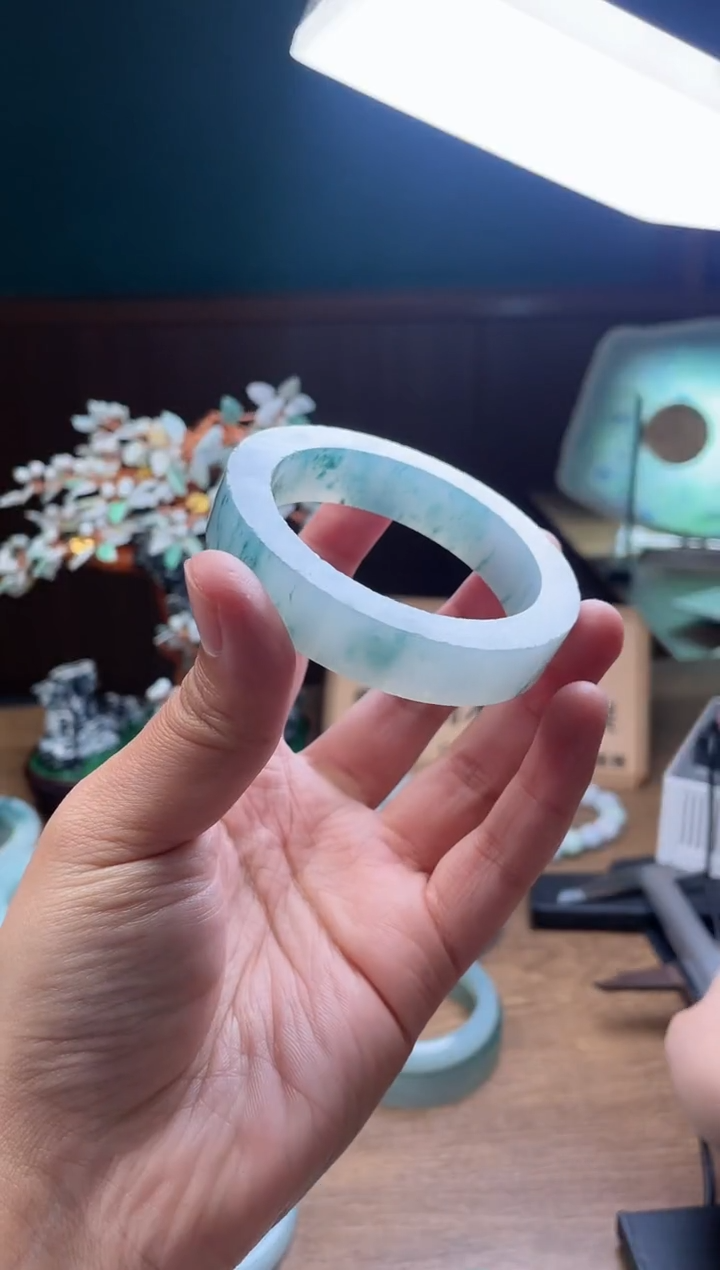 【闪购商品】定制翡翠手镯未镶嵌定制
