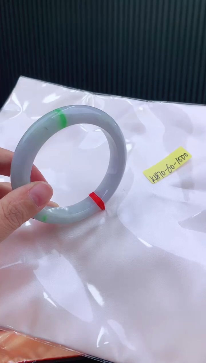 未镶嵌手镯翡翠60