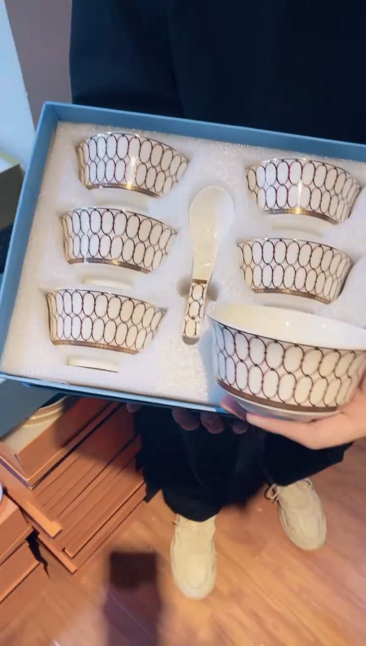 【闪购商品】杯鸿辉家品牌瓷器，京东包邮！