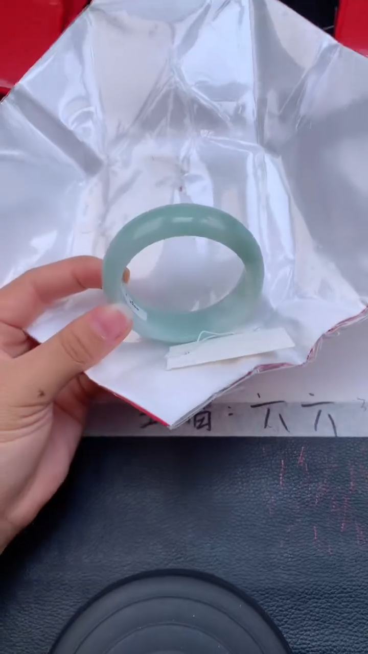 【闪购商品】翡翠手镯未镶嵌天然缅甸A货翡翠手镯