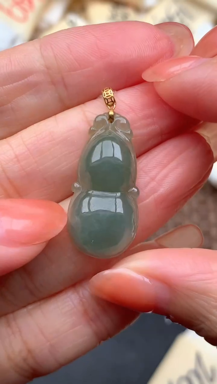 18K金镶嵌挂件翡翠福利28