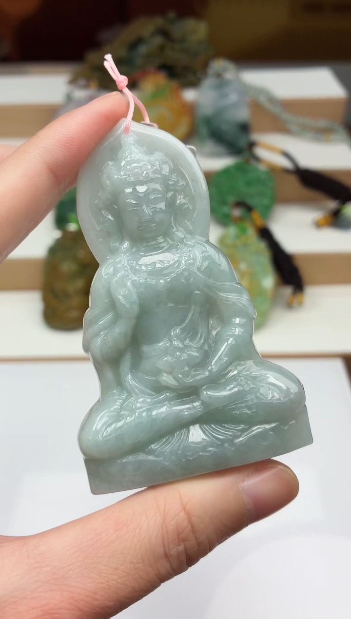 颈饰未镶嵌翡翠牌子