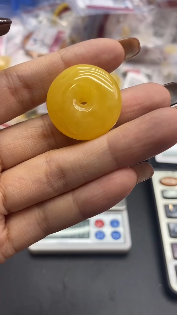 琥珀未镶嵌珠宝奇石764