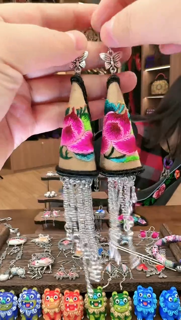 【闪购商品】织绣86黔东南苗族刺绣