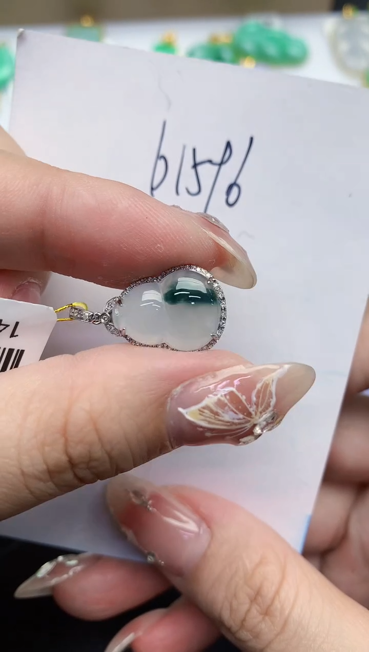 【闪购商品】翡翠颈饰18K金镶嵌0000000000