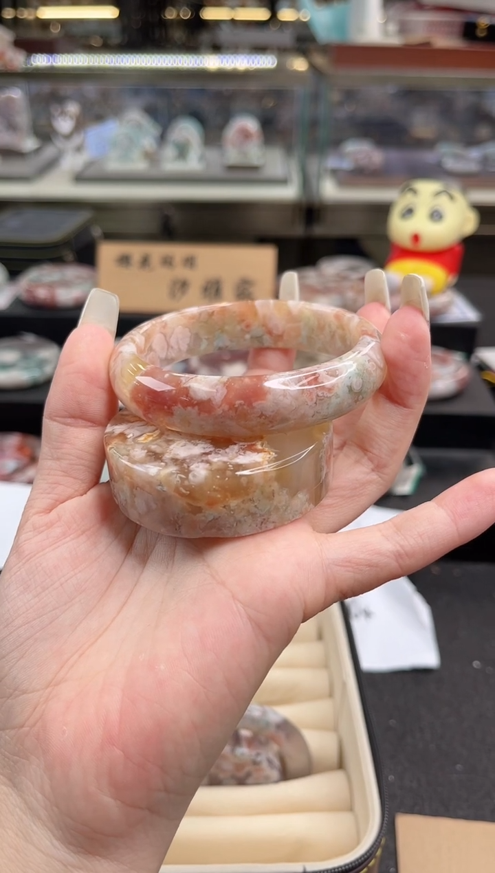 未镶嵌手镯石英质玉尘*丷圈口（赠品镯心）