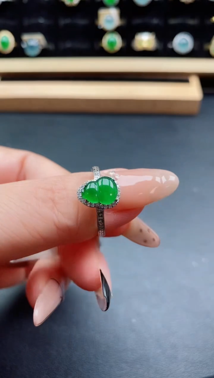 银S925镶嵌戒指翡翠1