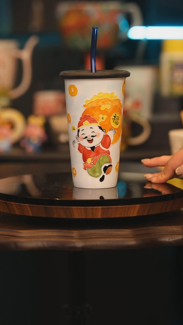 【闪购商品】摆件景德镇釉下彩绘设计师款陶瓷