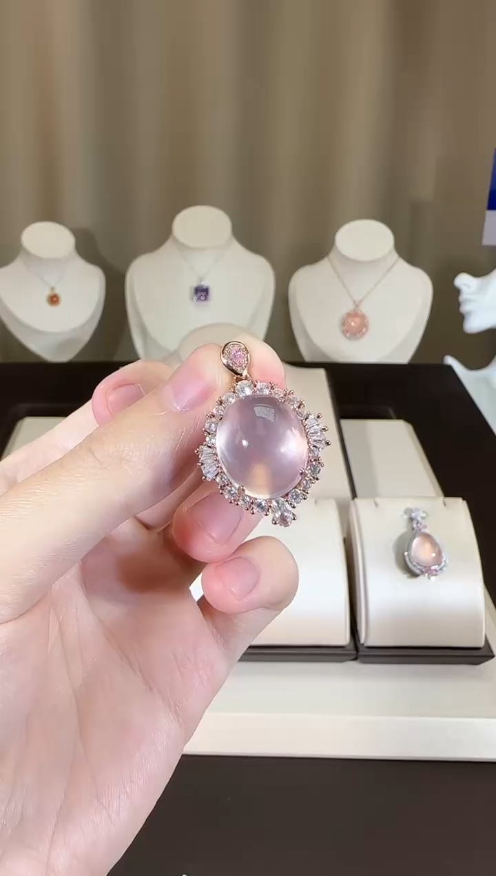 【闪购商品】芙蓉石颈饰银S925镶嵌14*16mm粉水晶