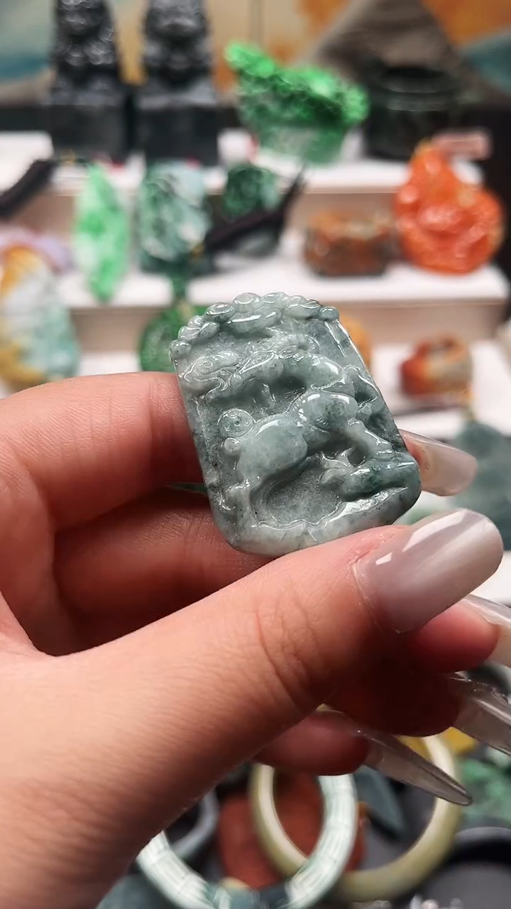 颈饰未镶嵌翡翠天然A货翡翠