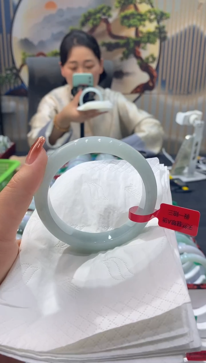 【闪购商品】翡翠手镯未镶嵌00001639