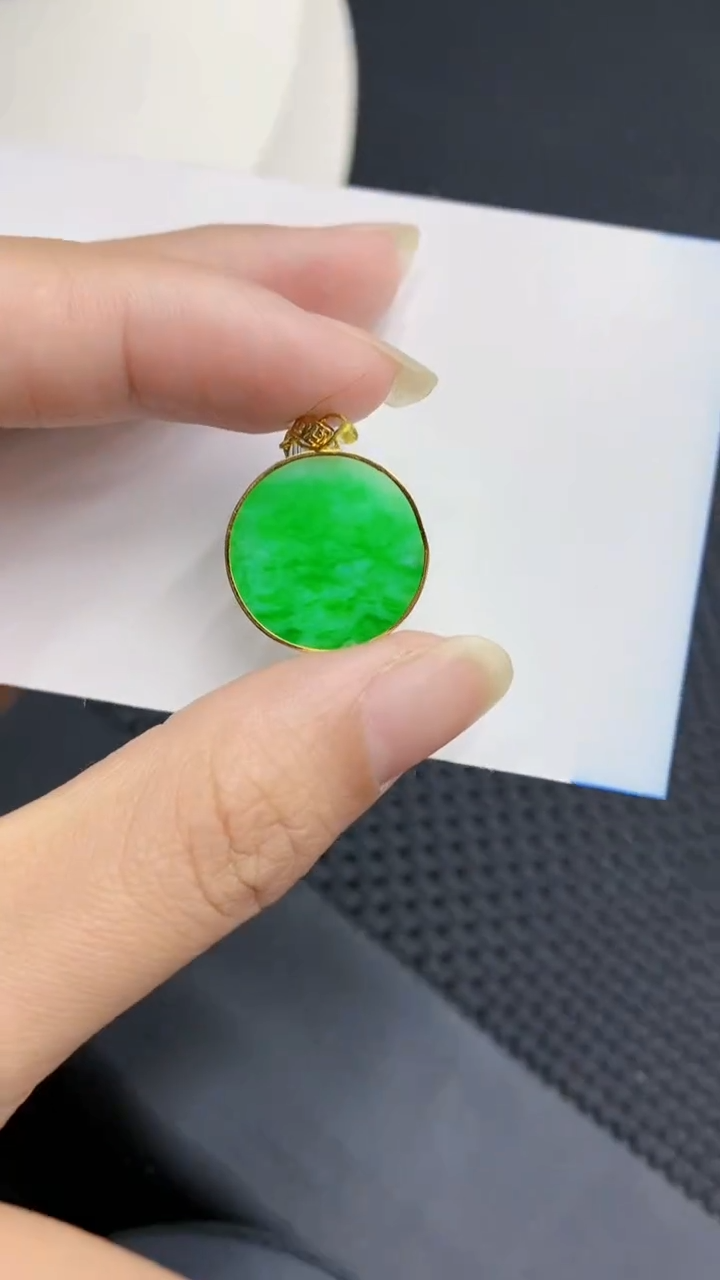 【闪购商品】翡翠颈饰18K金镶嵌            8