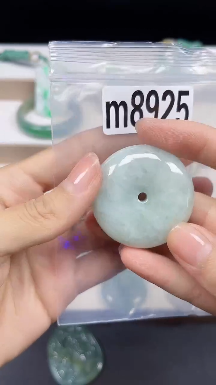 颈饰未镶嵌翡翠翡翠珠宝吊坠挂件