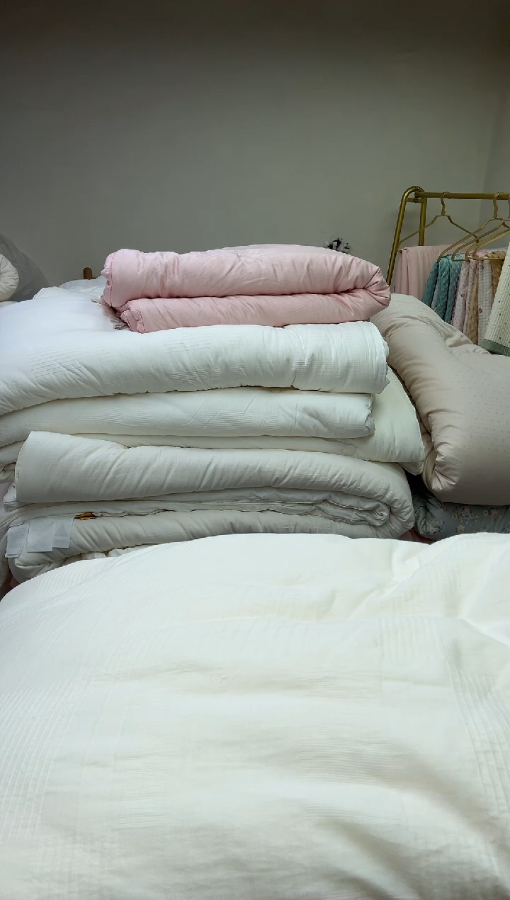 95%以上原棉150*200冬被//5.9左右