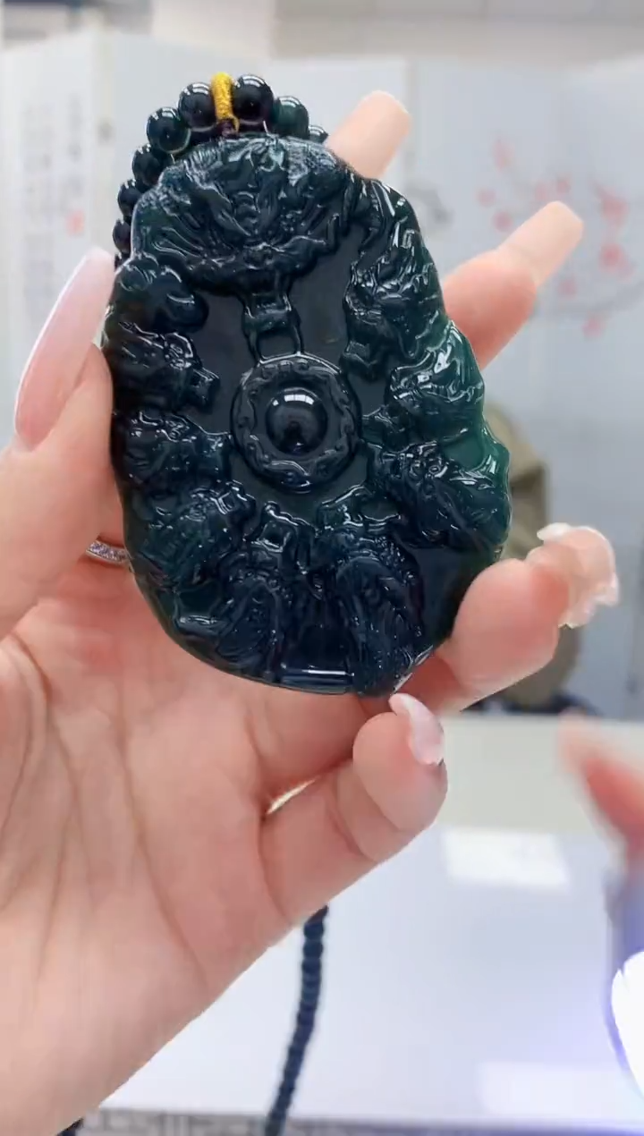 【闪购商品】定制翡翠未镶嵌4812lr-毛货挂件70
