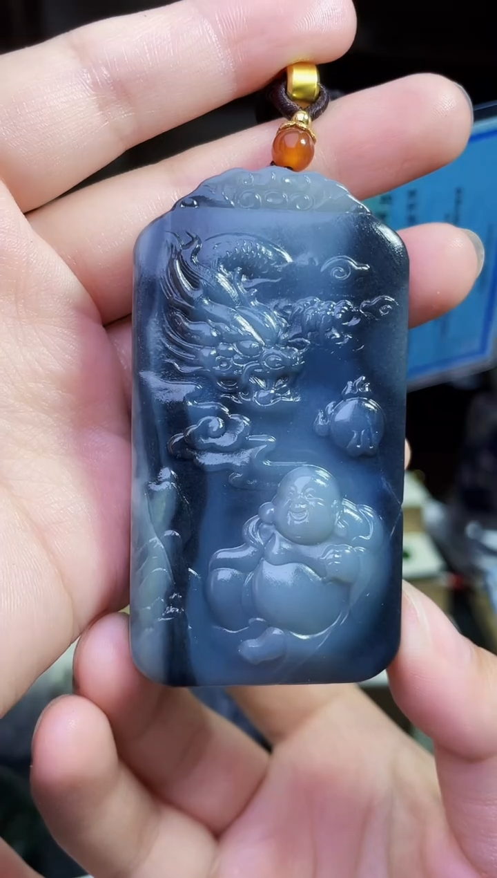 和田玉未镶嵌颈饰1