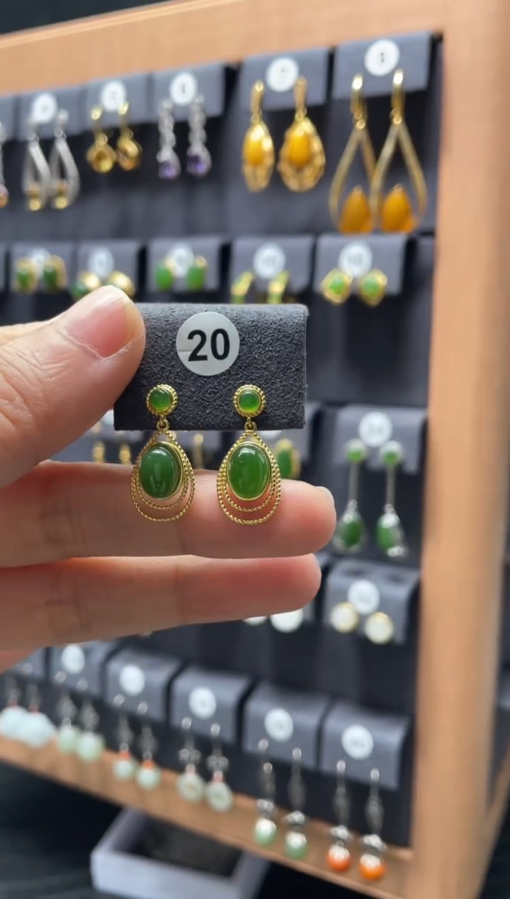 【闪购商品】和田玉耳饰银S925镶嵌0020