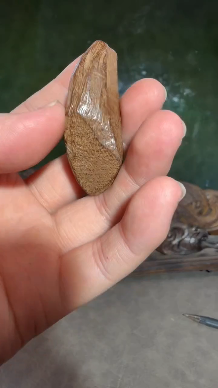 沉香吊坠多样性发一