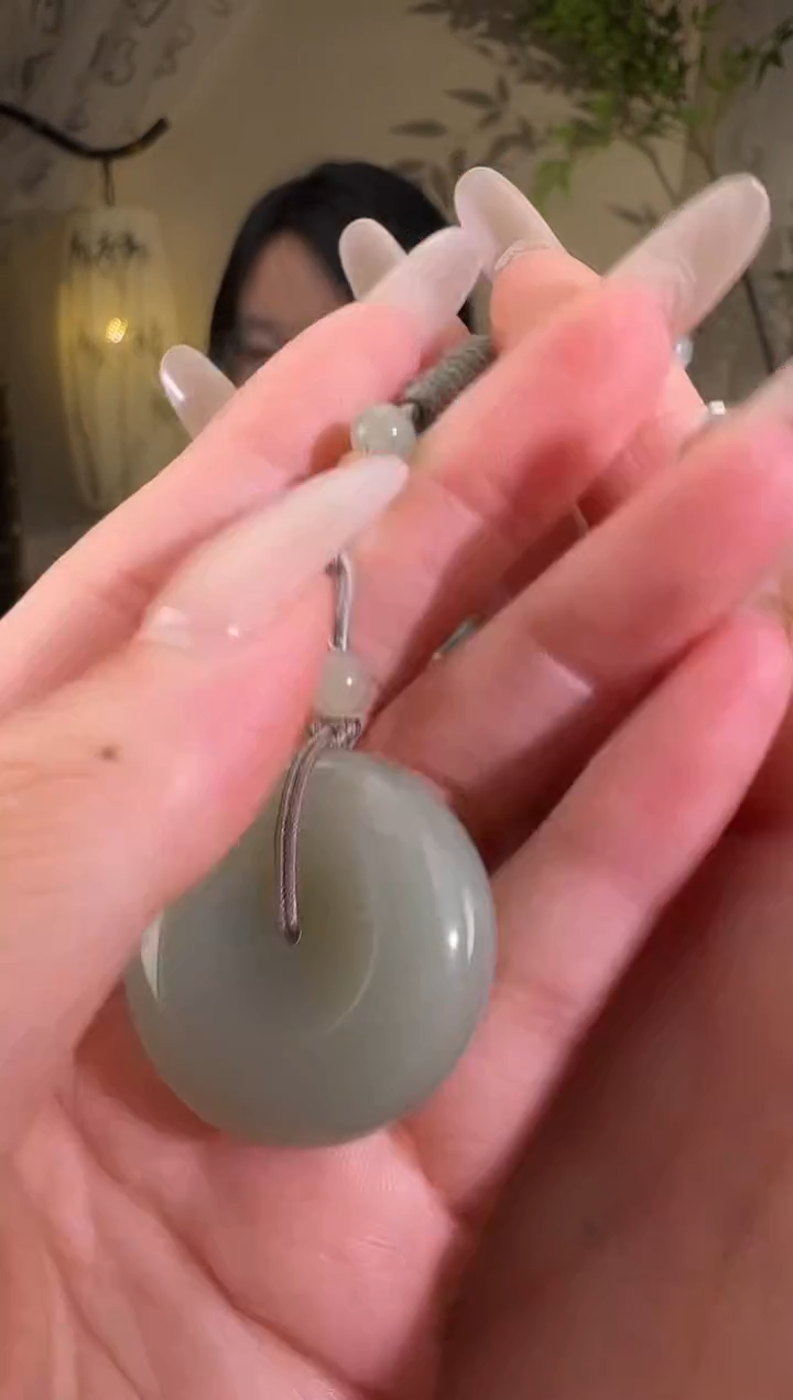 和田玉未镶嵌颈饰扣 p