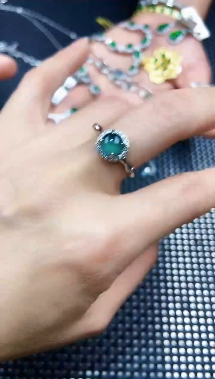 【闪购商品】翡翠戒指未镶嵌111111111
