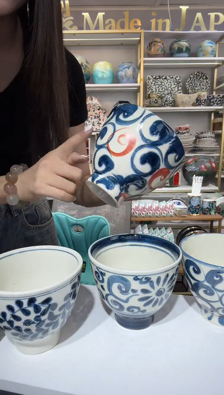 陶瓷宗山窑高脚碗-赤绘旋涡12cm