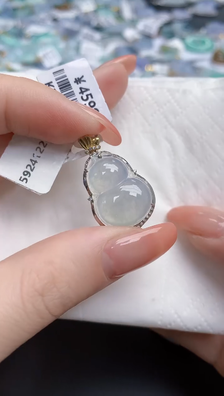 【闪购商品】翡翠颈饰18K金镶嵌天然缅甸翡翠A货