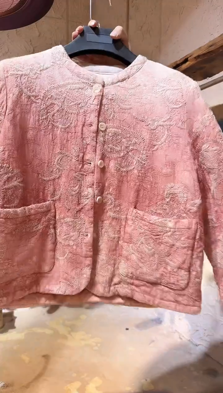 薯莨植物染刺绣棉服