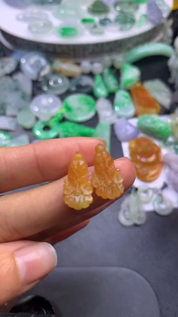 【闪购商品】定制翡翠未镶嵌翡翠