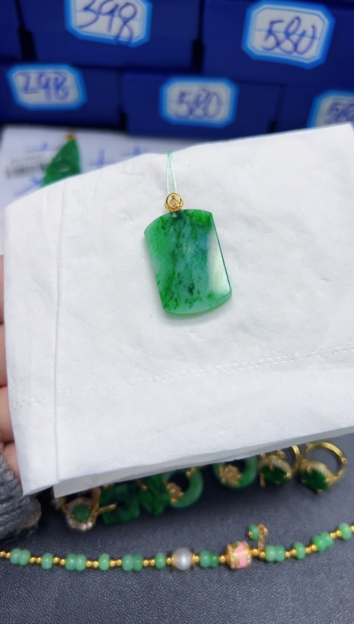 【闪购商品】翡翠颈饰18K金镶嵌Y缅料A货/支持复检/一件