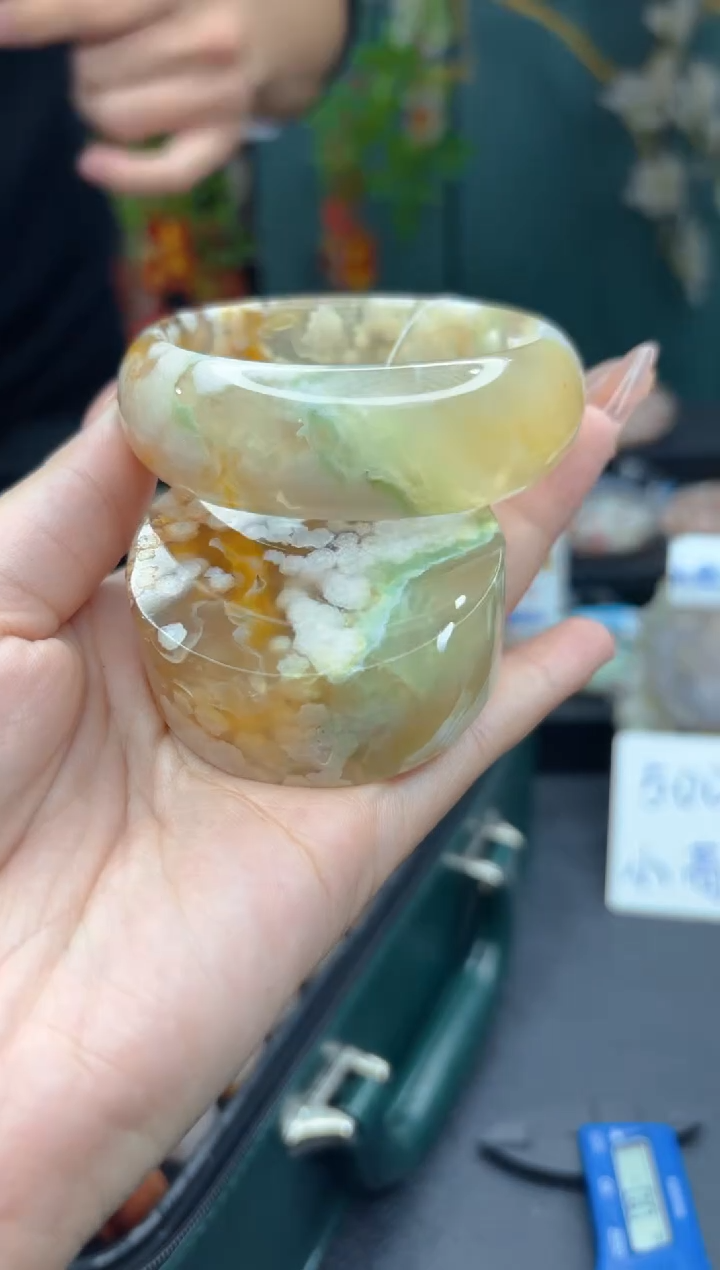 【闪购商品】石英质玉手镯未镶嵌603（57圈赠送镯心）