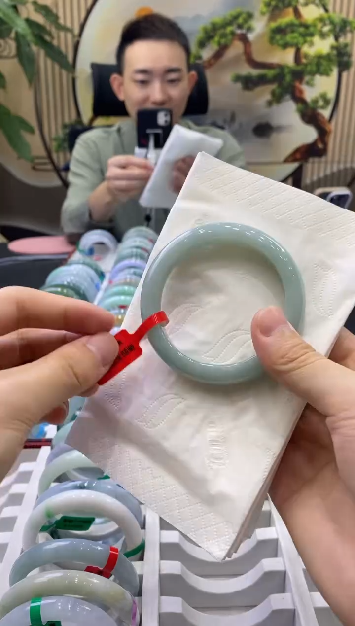 未镶嵌手镯翡翠1302