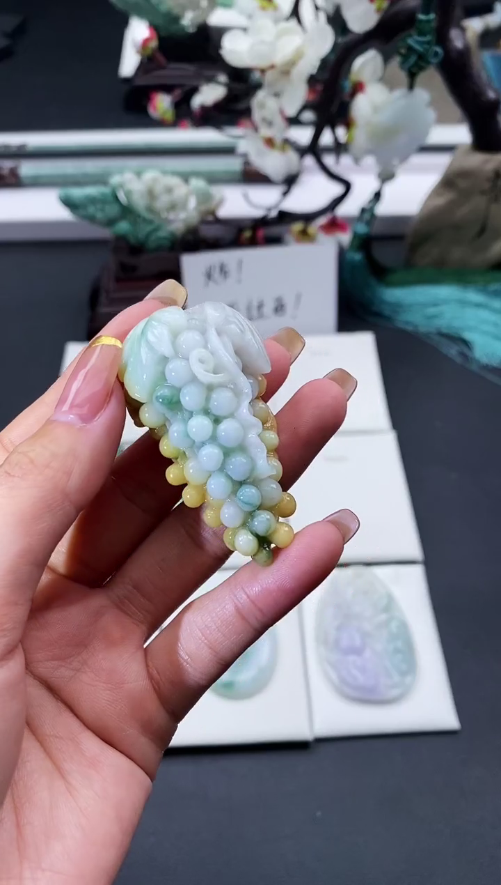 【闪购商品】翡翠颈饰未镶嵌天然缅甸翡翠A货