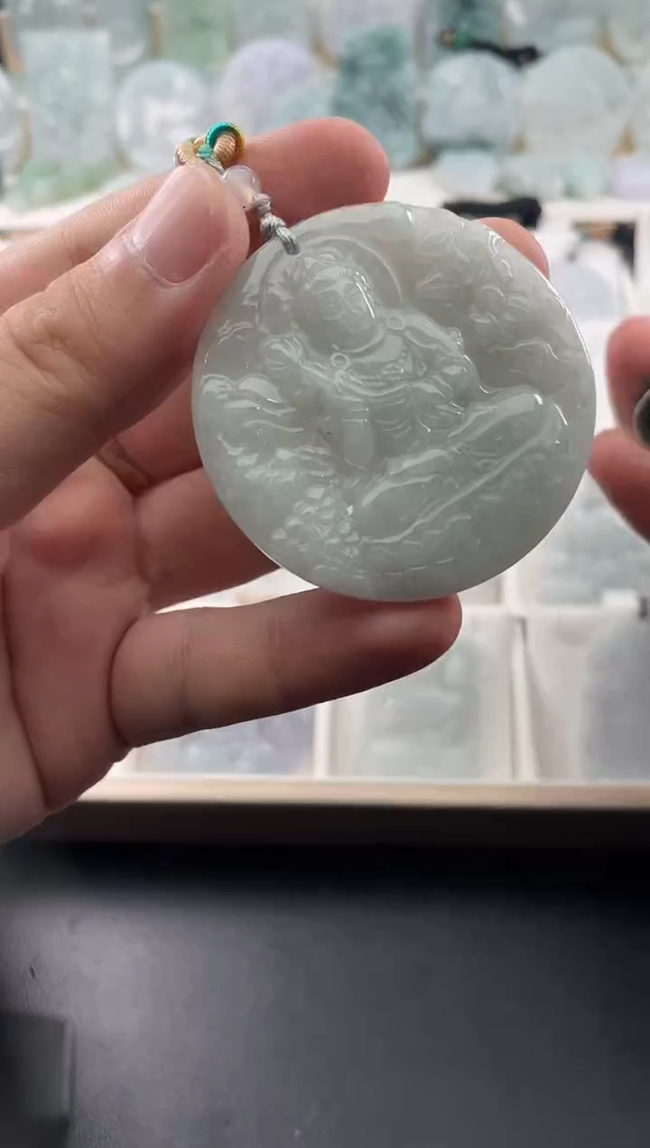 颈饰未镶嵌翡翠....9/28/.132