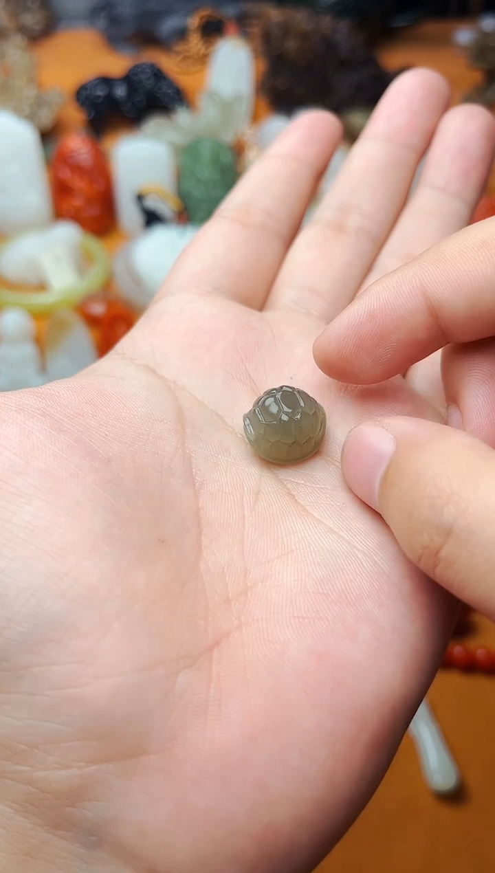 【闪购商品】和田玉挂链未镶嵌富甲天下