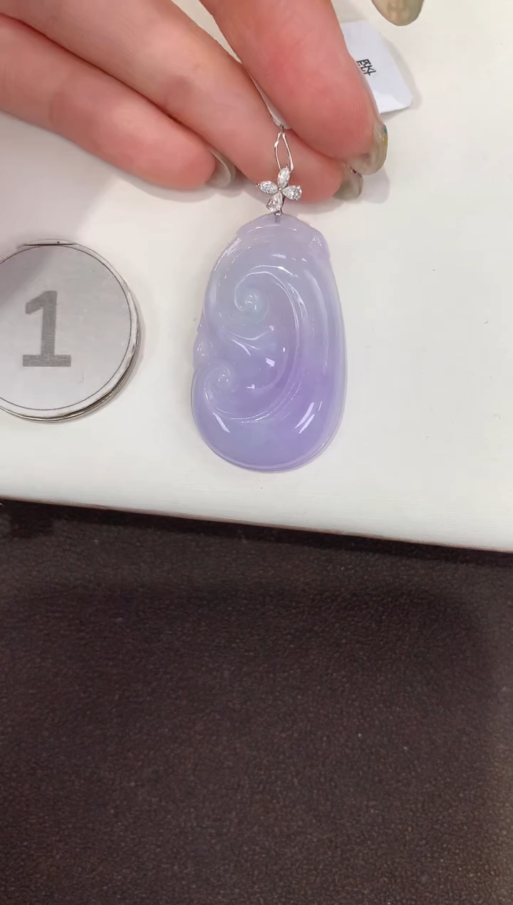 颈饰18K金镶嵌翡翠天然缅甸A货翡翠