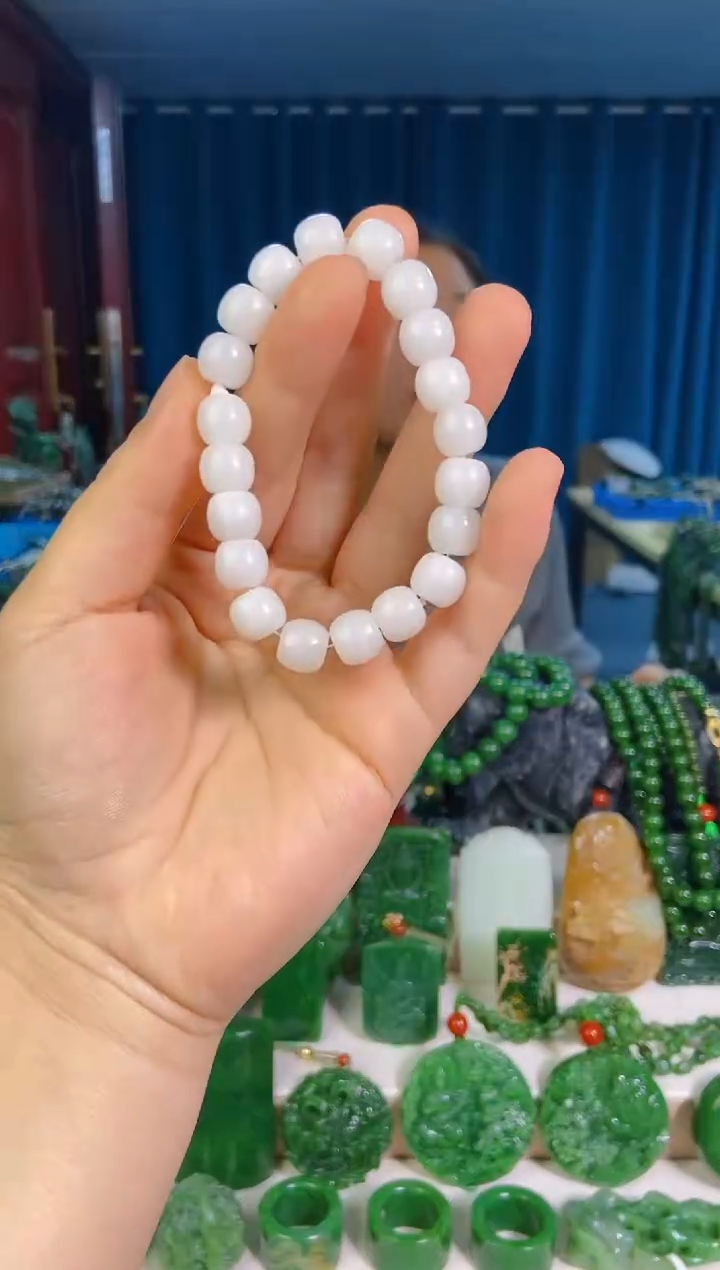 和田玉未镶嵌挂件1